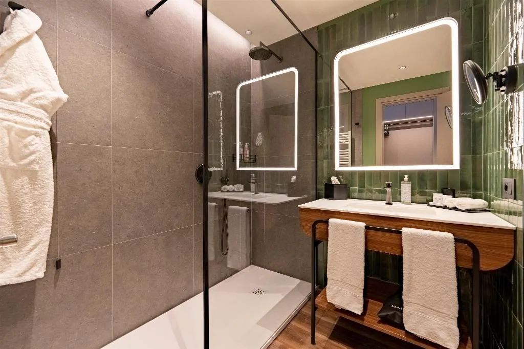 DOUBLE GUEST ROOM Room, Picciolo Etna Golf Resort & Spa, Curio Collection, Catania