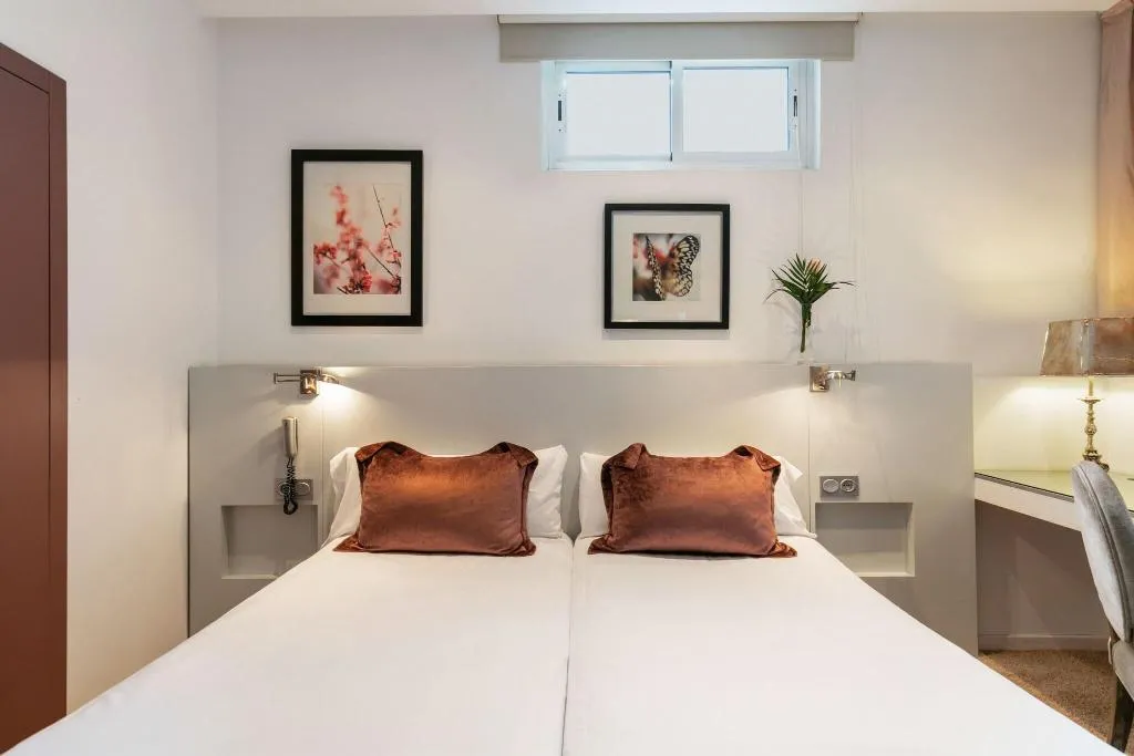 Room, Globales Acis & Galatea Hotel, Madrid