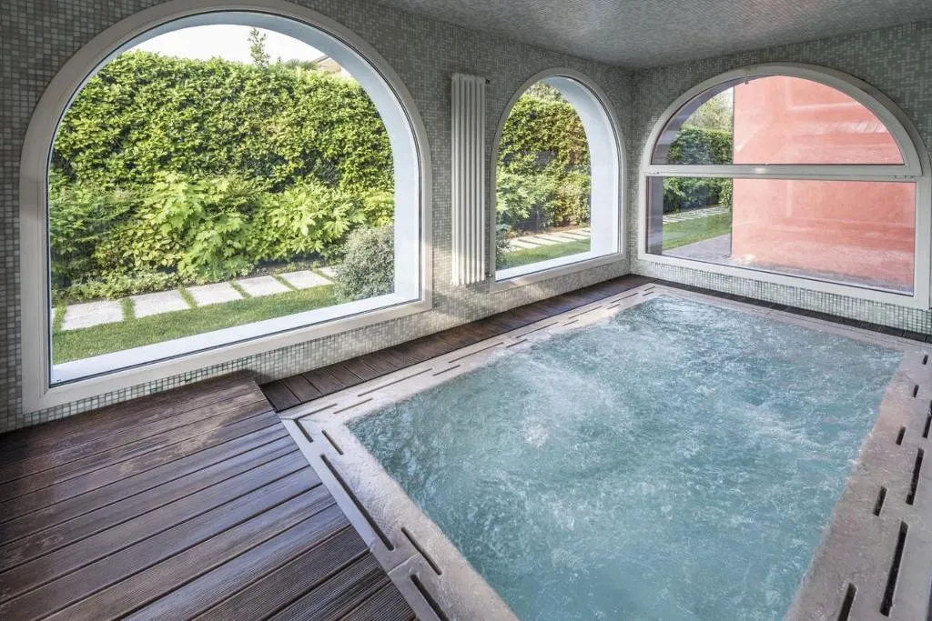 Sports and Entertainment, Acqua Resorts, Milan