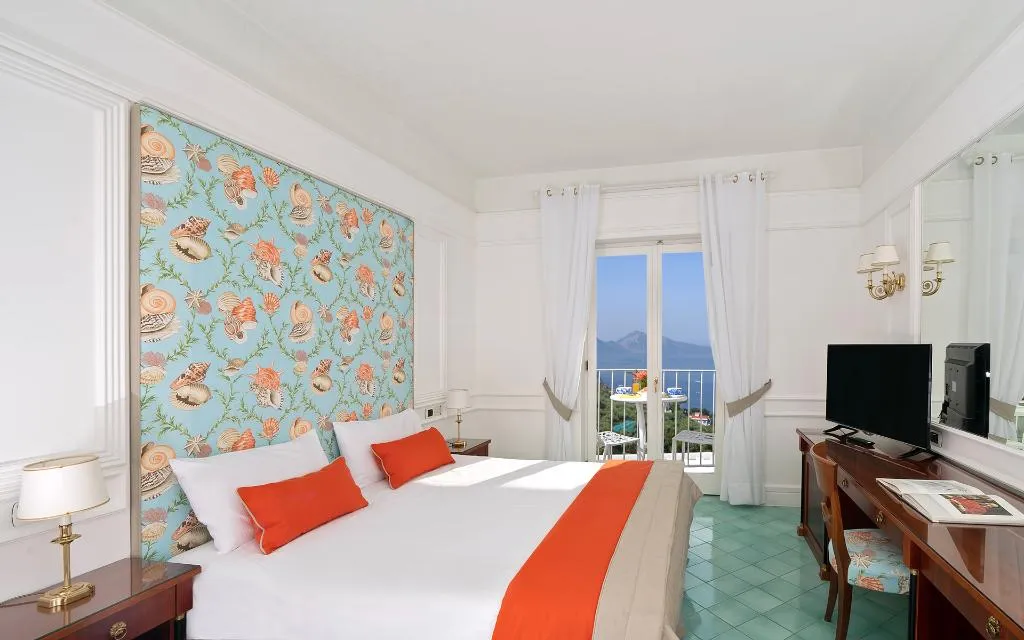 JUNIOR SUITE SEA VIEW Room, Bellavista Francischiello Hotel and Spa, Naples