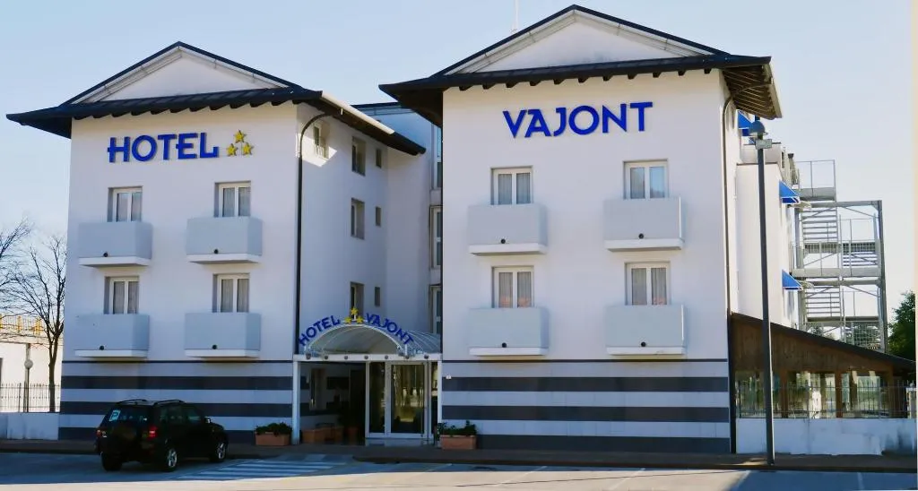 General view, Hotel Vajont, Venice