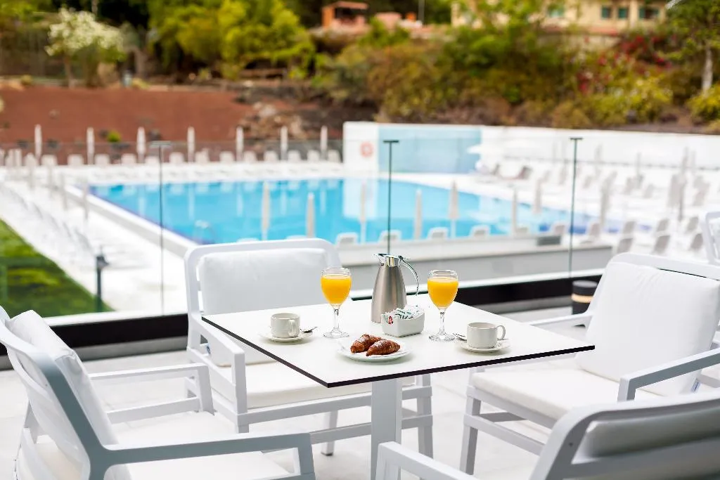 Terrace, Hotel TRH Taoro Garden - Only Adults, Tenerife
