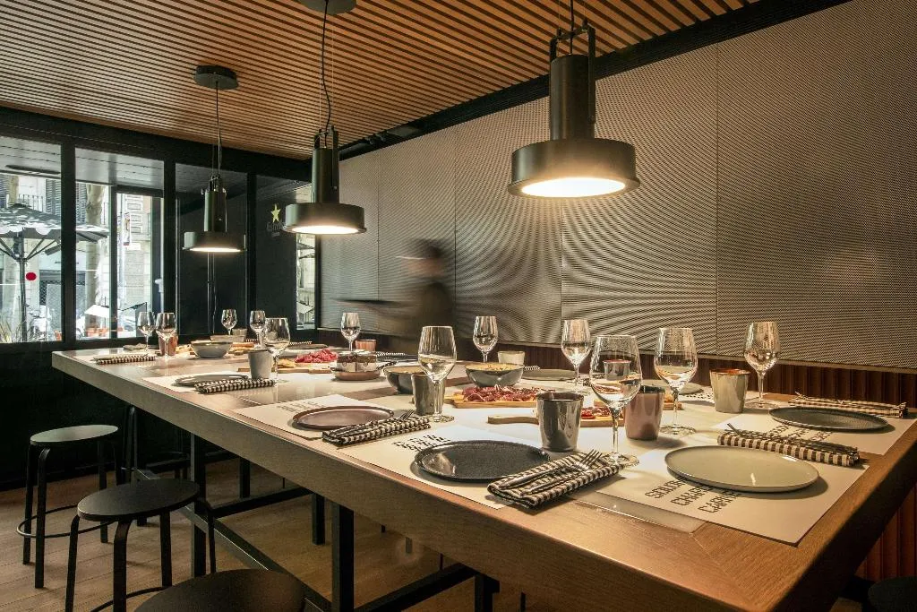 Bar, Alexandra Barcelona, Curio Collection by Hilton, Barcelona