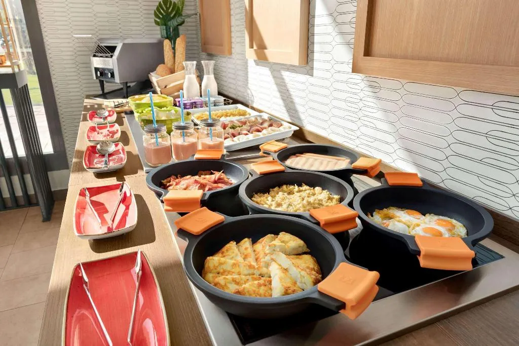 Restaurant, Ramada by Wyndham Madrid Getafe, Madrid
