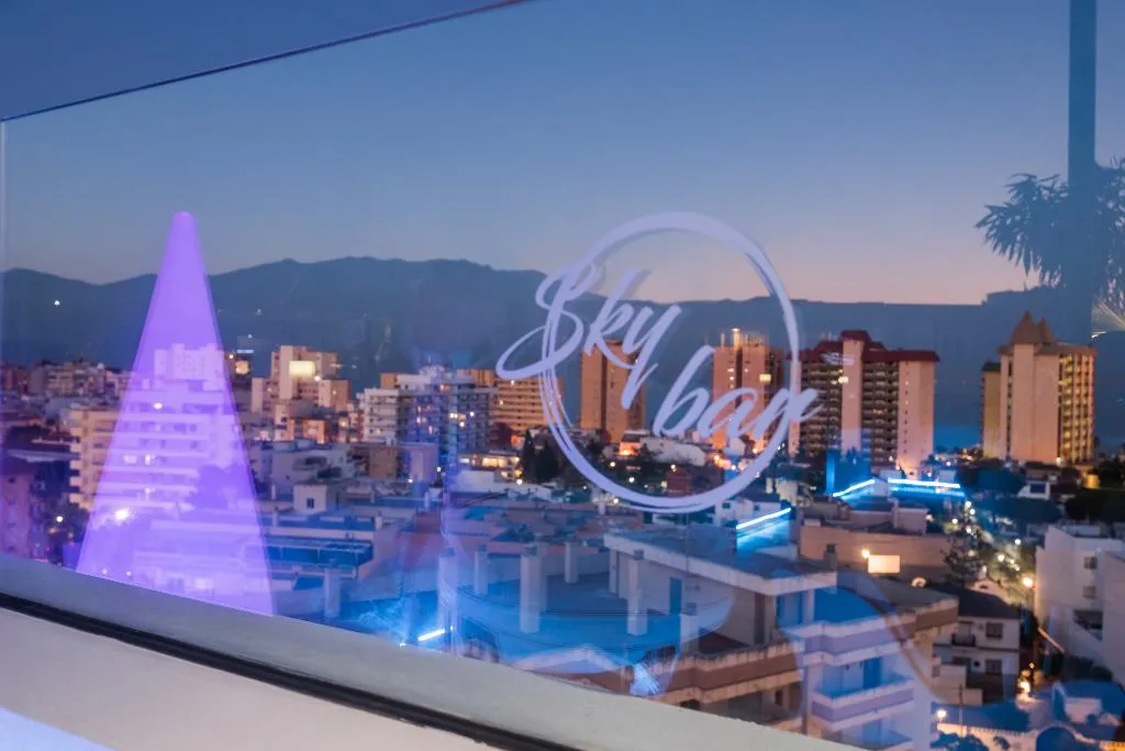 Terrace, Aparthotel Veramar, Costa Del Sol