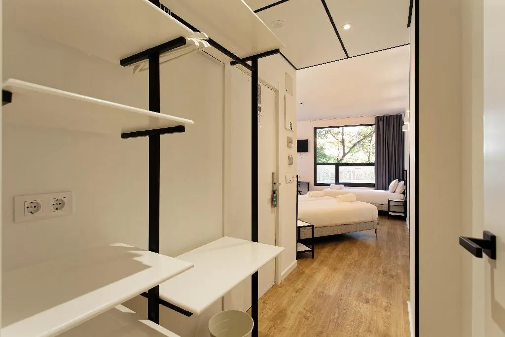 FAMILY ROOM SUPERIOR Room, Green House Hotel, Barcelona