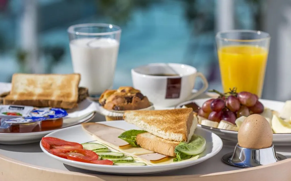 Restaurant, Scale Suites, Athens