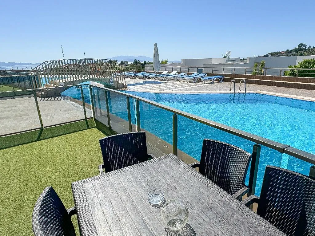 APARTMENT TWO BEDROOMS TWO BATHROOMS Room, Lavender Residence, Izmir