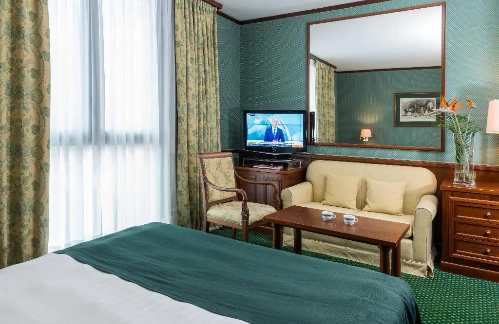 SINGLE COMFORT Room, Leonardo Hotel Milan City Center, Milan