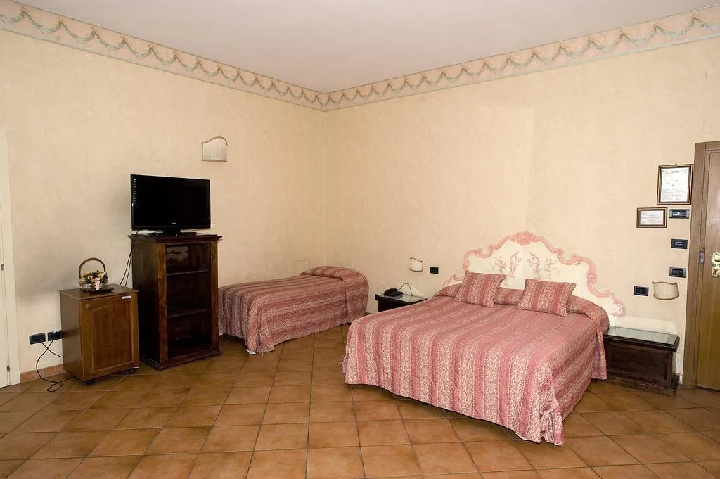 TRIPLE STANDARD Room, Galileo, Florence