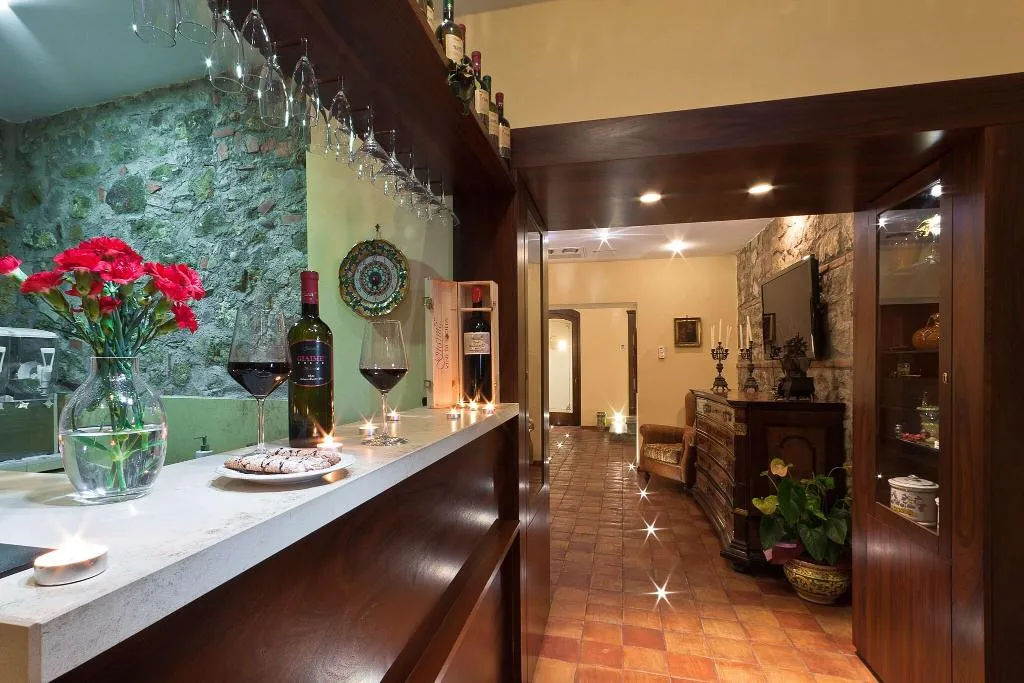 Bar, La Plumeria Hotel, Palermo