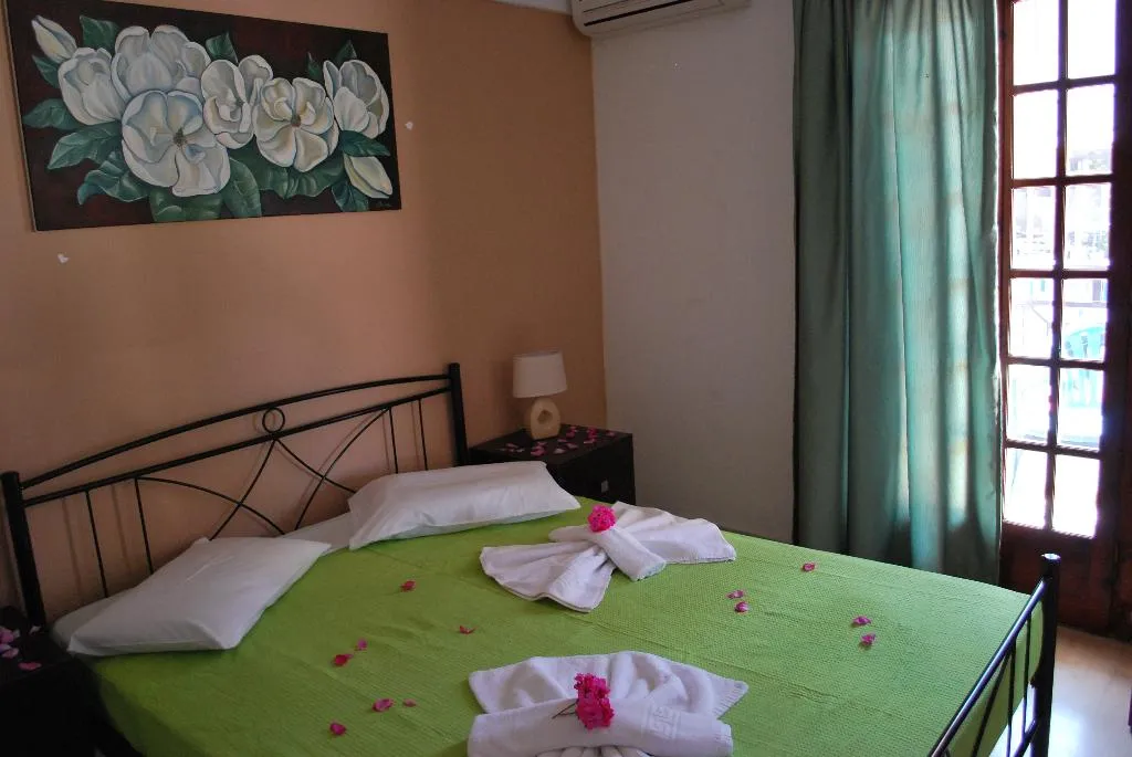 APARTMENT CAPACITY 4 Room, Koula Apartments, Crete