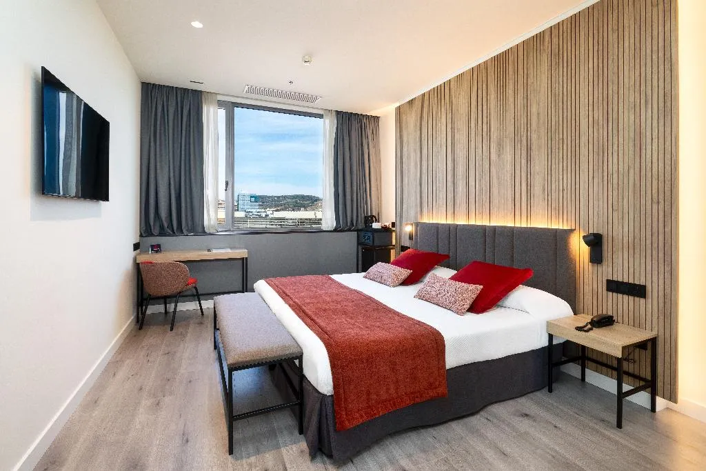 Double or Twin STANDARD Room, Alexandre Fira Congress, Barcelona