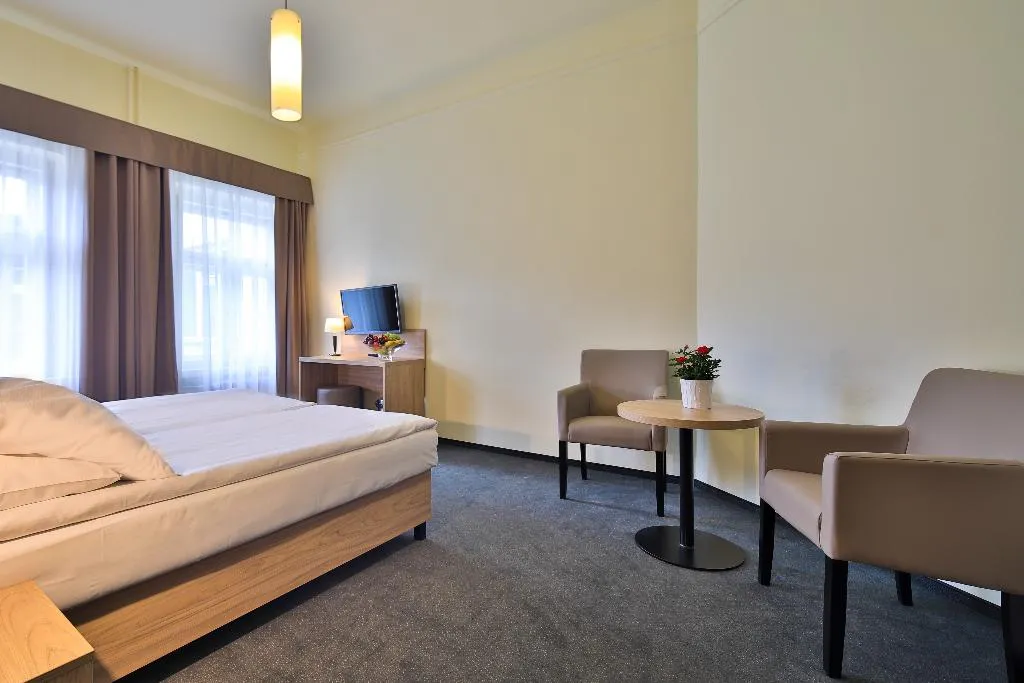 Double or Twin STANDARD Room, Atlantic Hotel Prague, Prague