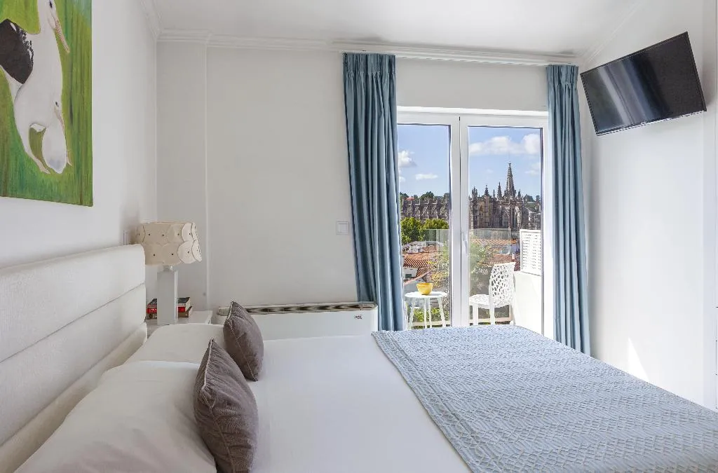 DOUBLE SUPERIOR Room, Casa do Outeiro, Arts & Crafts Boutique Hotel, Porto
