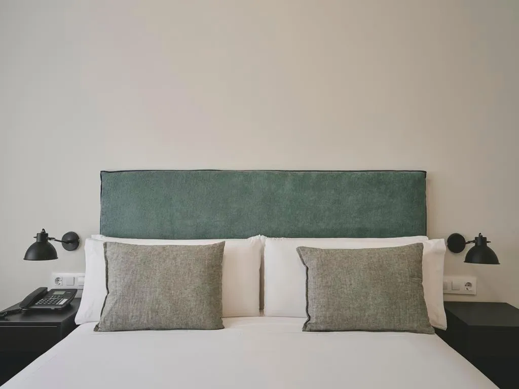DOUBLE STANDARD Room, Tres Torres Atiram Hotel, Barcelona