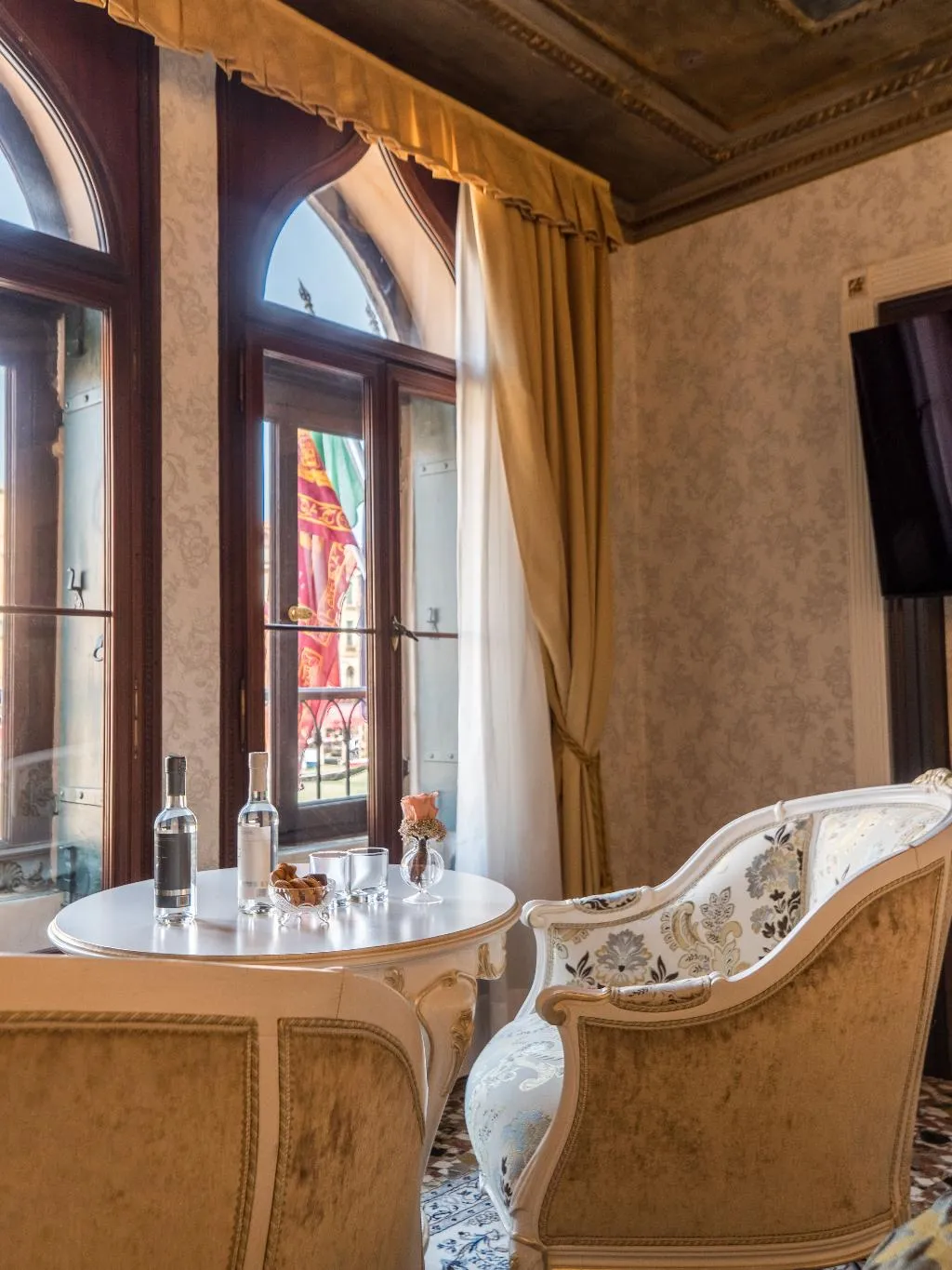 JUNIOR SUITE CANAL VIEW Room, Ego Boutique Hotel The Silk Road, Venice