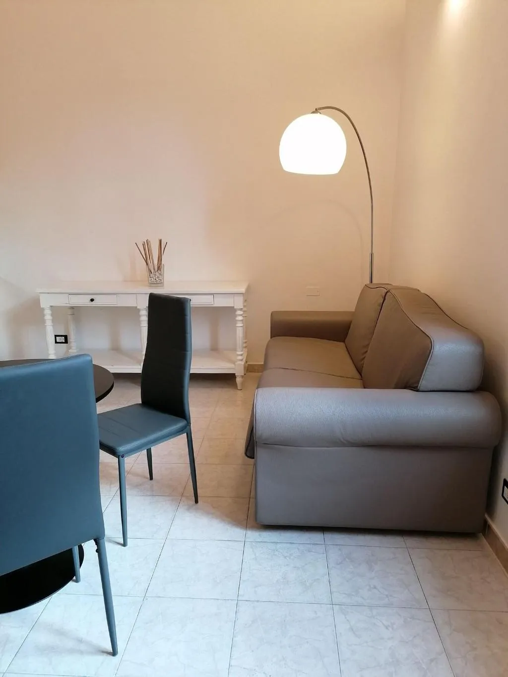 Room, B&B Leone X, Florence