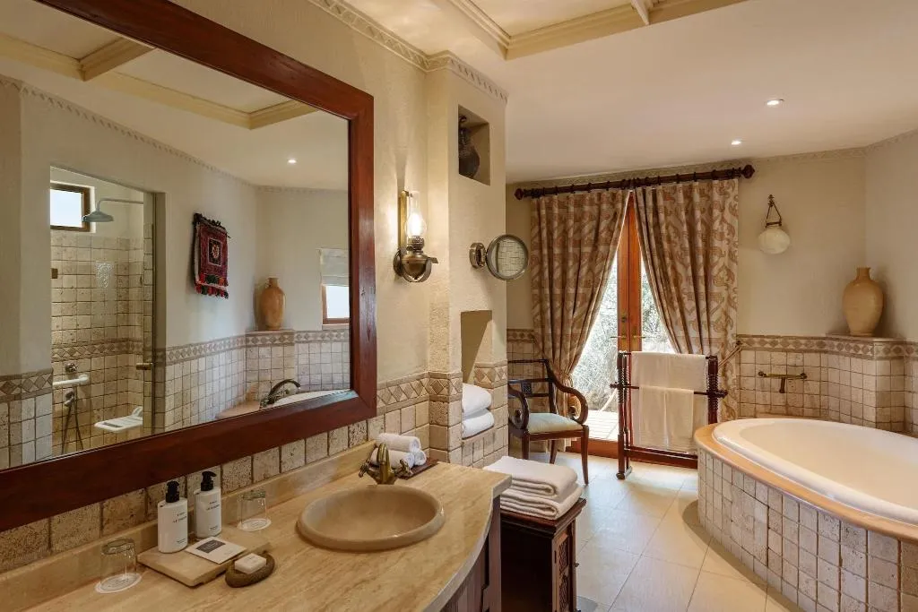Room, Al Maha, a Luxury Collection Desert Resort & Spa, Dubai