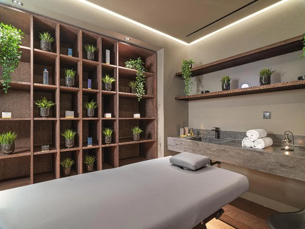 Sports and Entertainment, NYX Esperia Palace Athens by Leonardo Hotels, Athens