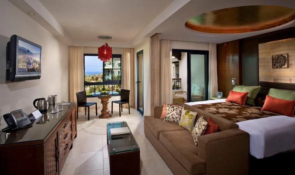 TRIPLE DELUXE SEA VIEW Room, Gran Melia Palacio de Isora, Tenerife