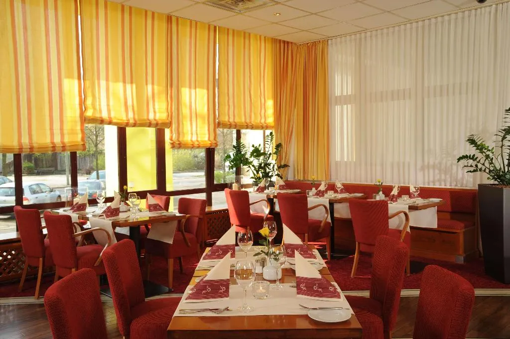 Restaurant, Amber Econtel Berlin Charlottenburg, Berlin