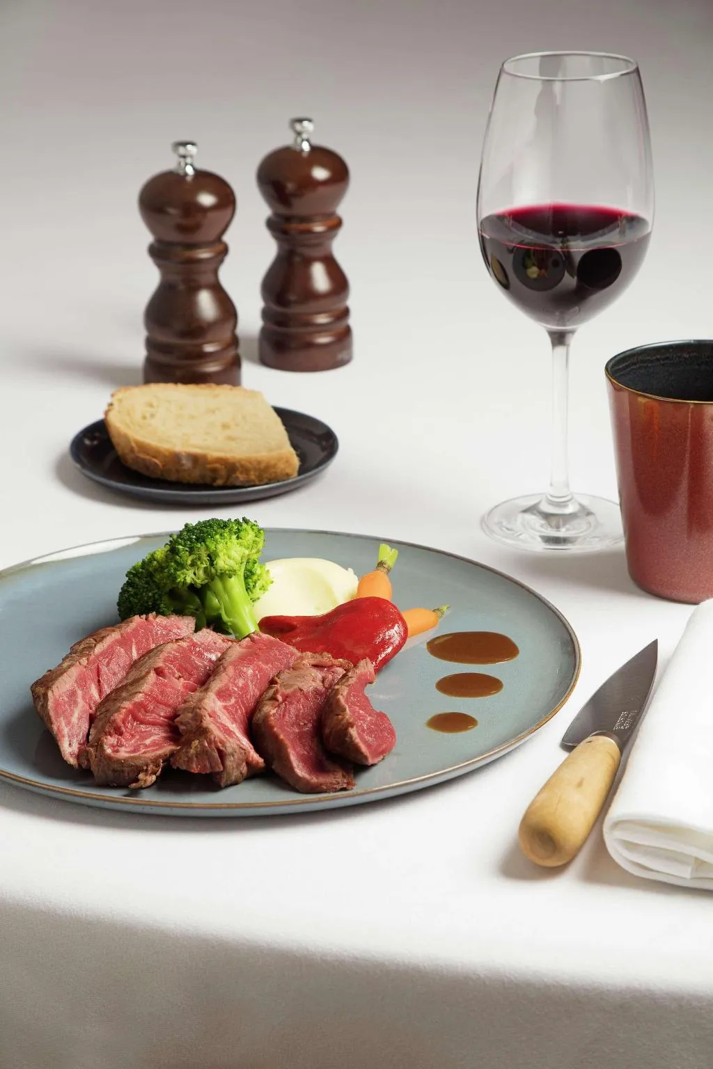 Restaurant, Alexandra Barcelona, Curio Collection by Hilton, Barcelona