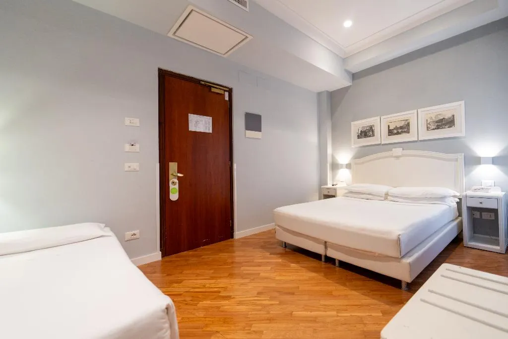 TRIPLE STANDARD Room, Oxford, Rome