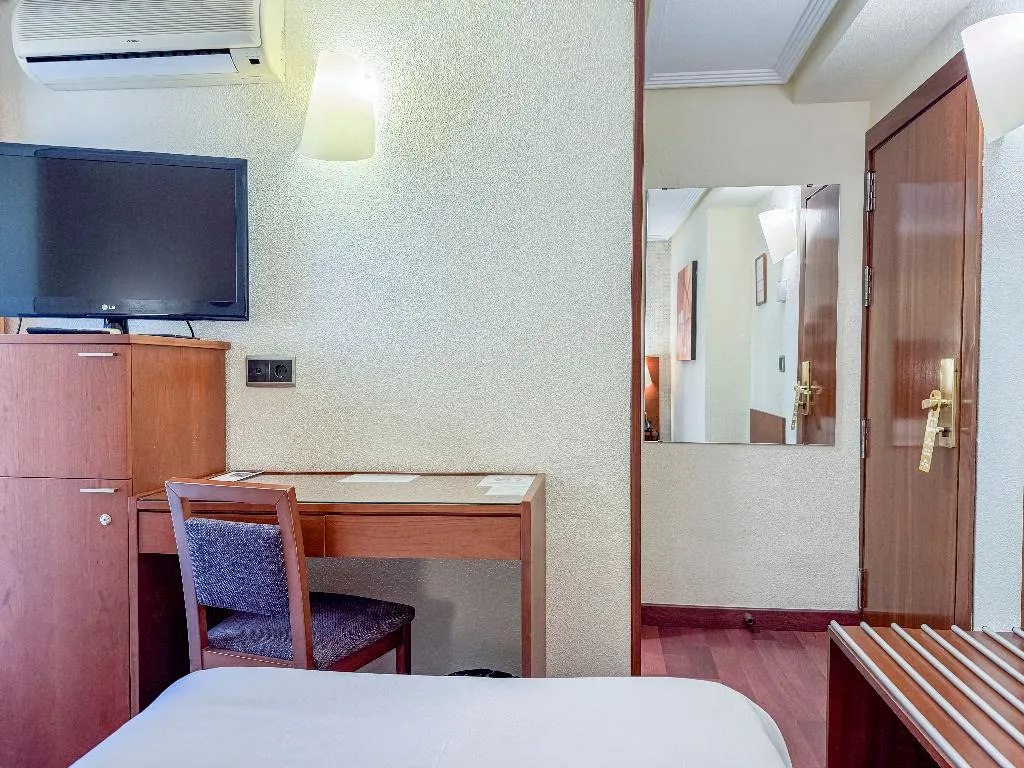 SINGLE STANDARD Room, Torreluz Centro, Costa Almeria