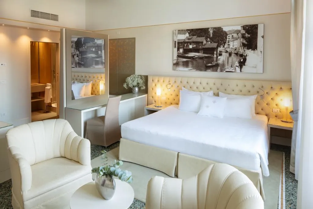 JUNIOR SUITE CITY VIEW Room, Palazzo Barocci, Venice