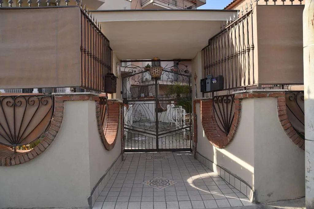 General view, B&B Le Cycas, Naples