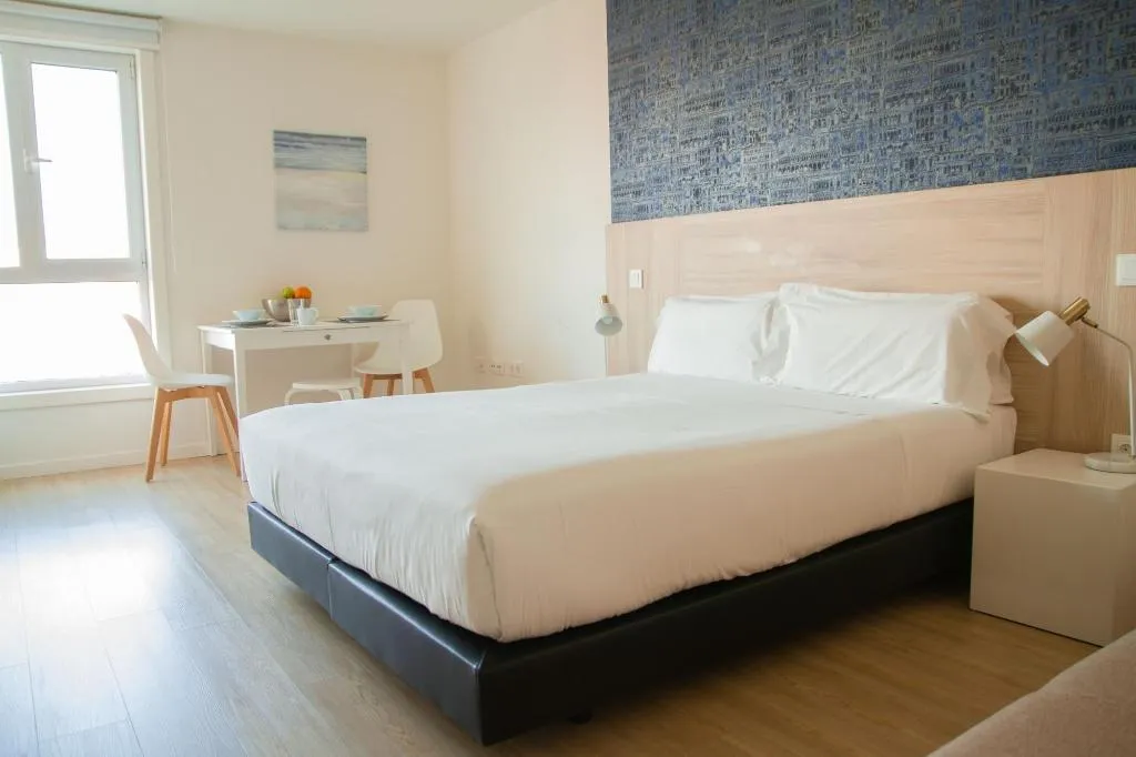 Room, Room Select Porto Suites, Porto