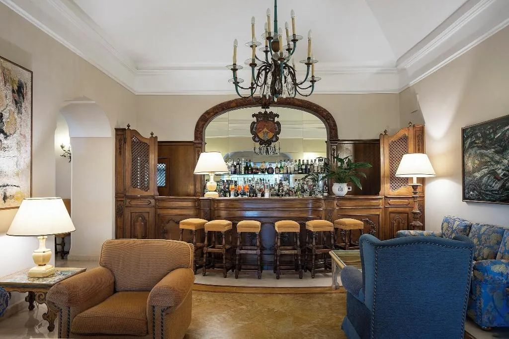 Bar, Excelsior Belvedere Hotel & Spa, Naples