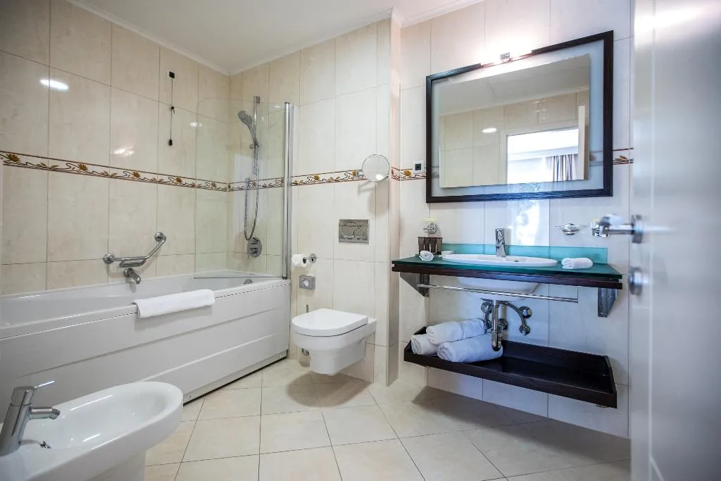 Double or Twin STANDARD Room, Royal Ariston, Dubrovnik