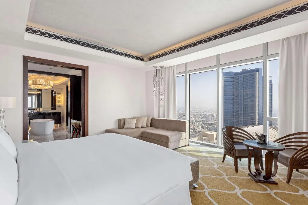 SUITE CAPACITY 8 Room, Hilton Dubai Al Habtoor City, Dubai