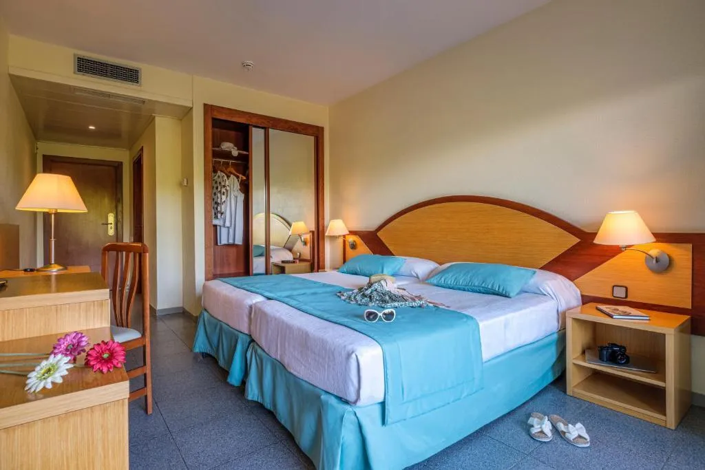 DOUBLE SINGLE USE CLASSIC Room, Estival Park Silmar, Costa Brava