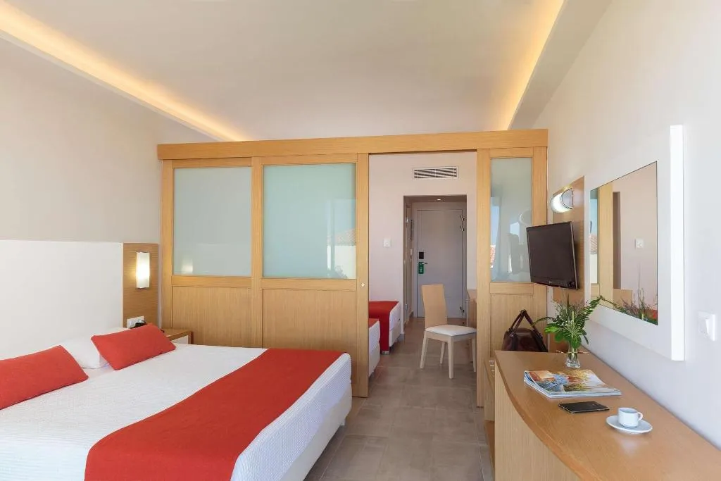 FAMILY ROOM SEA VIEW Room, Rodos Princess Beach Hotel, Rhodes