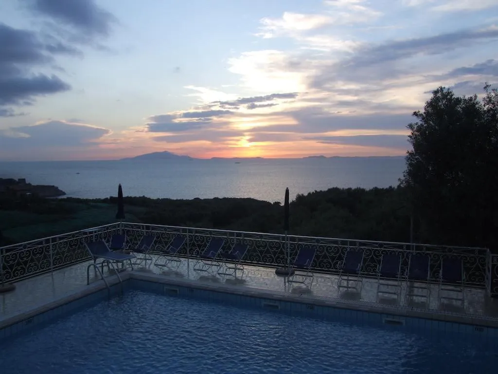 General view, Dania, Naples