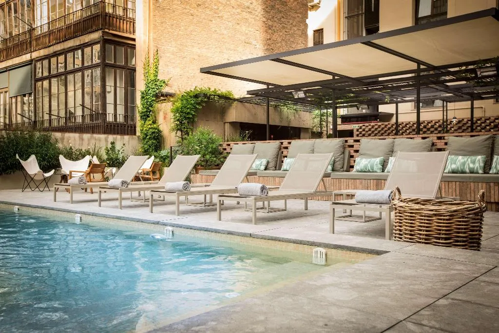 Pool, Alexandra Barcelona, Curio Collection by Hilton, Barcelona