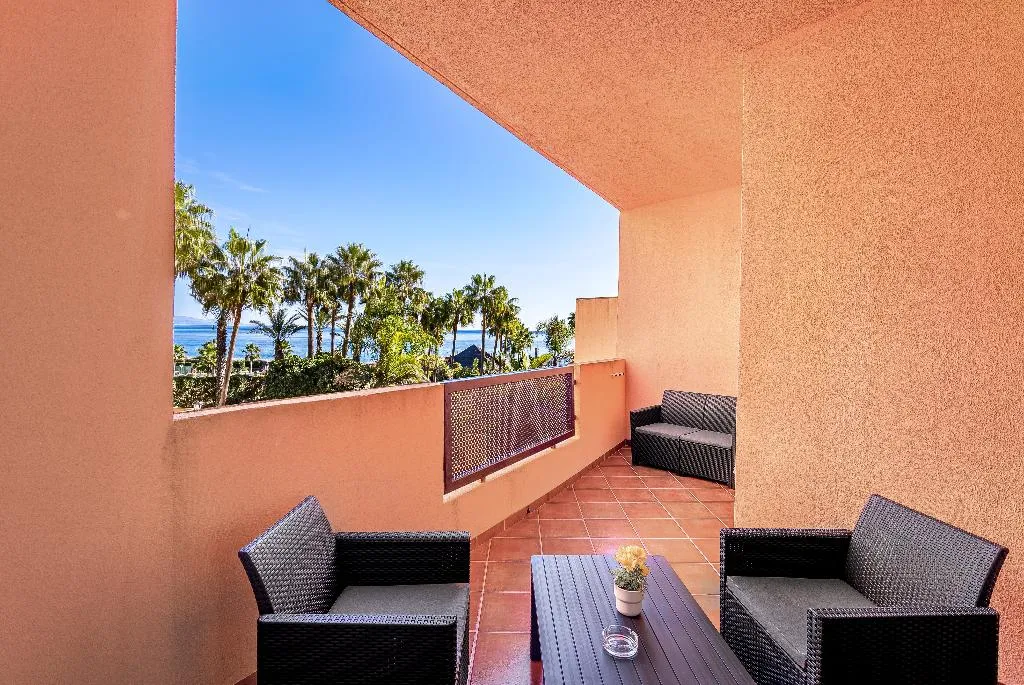 APARTMENT SEA VIEW Room, Don Juan Beach Resort, Costa Del Sol