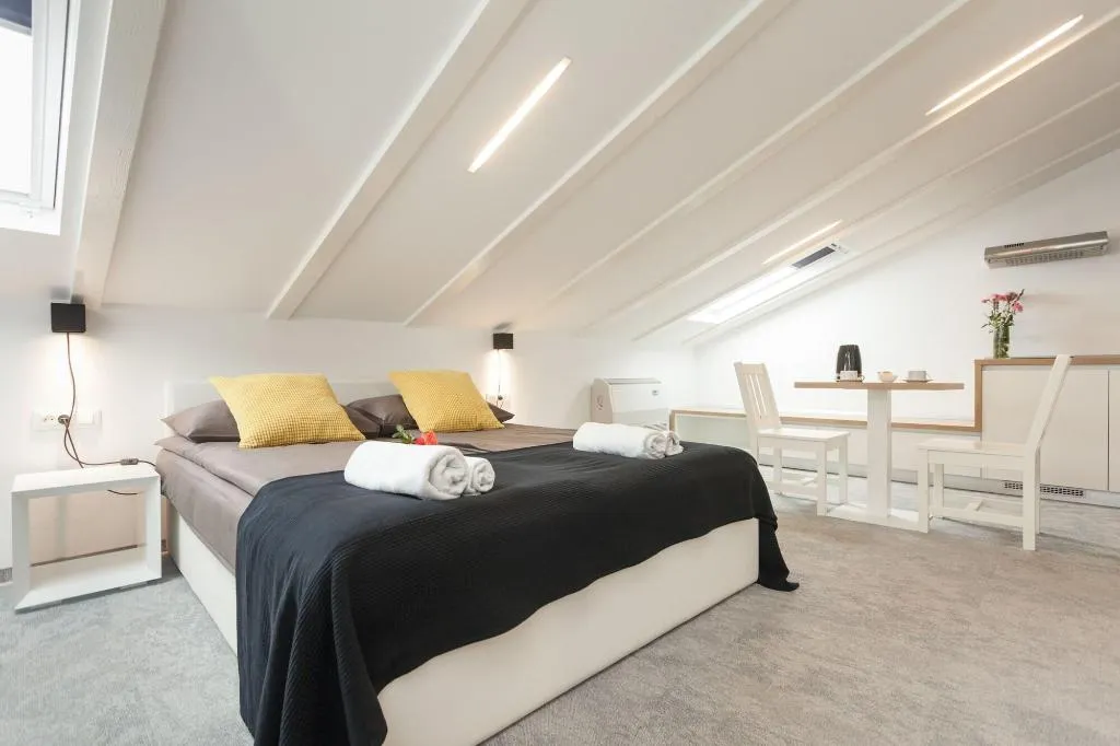 Room, Villa Castrum, Istria