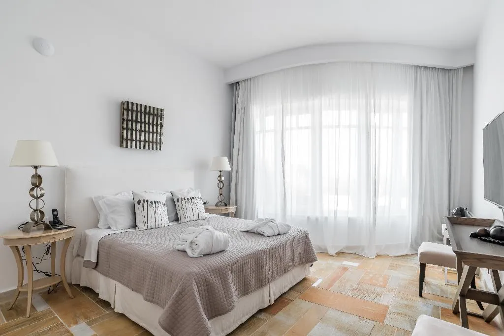 SUITE KING SIZE BED Room, Capo Di Mykonos Resort, Mykonos