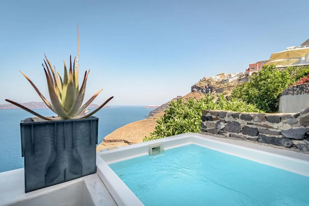 General view, Golden Grey Goose, Santorini