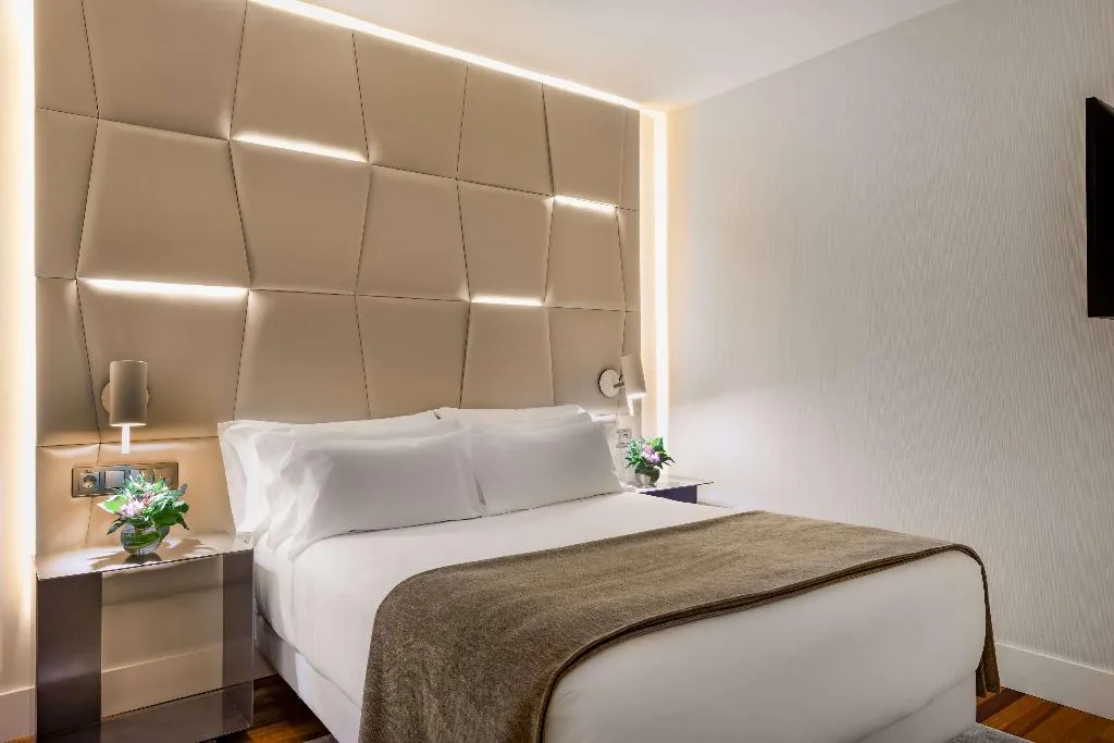 Room, NH Collection Madrid Colón, Madrid
