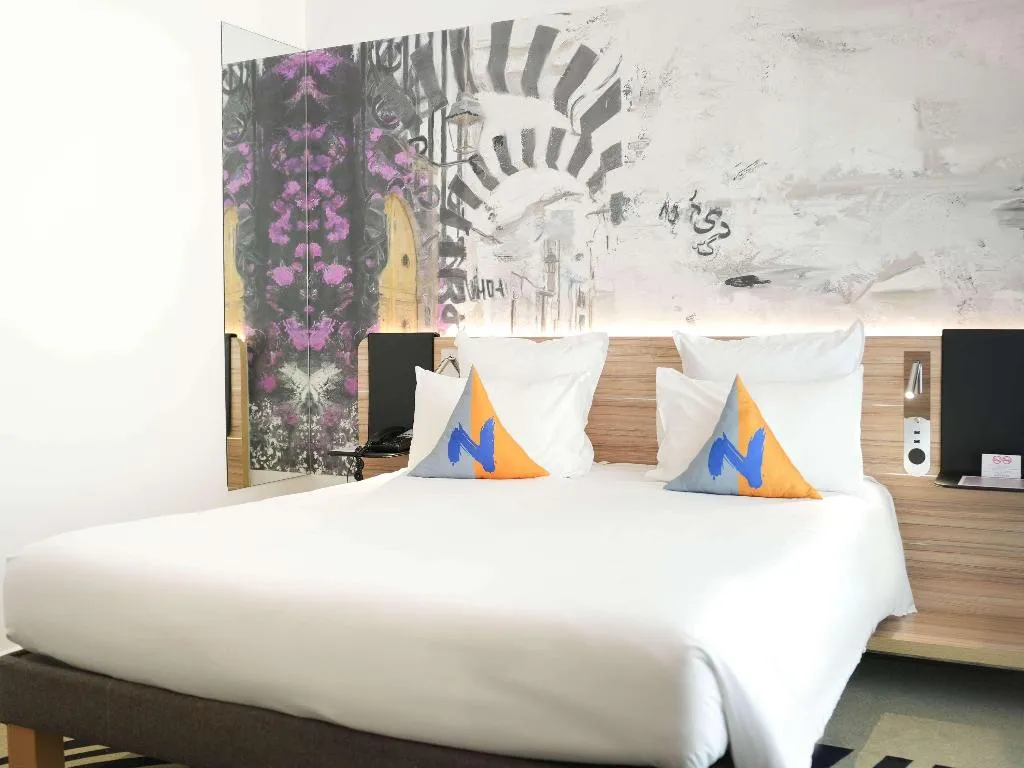 DOUBLE SUPERIOR Room, Novotel Tunis Lac, Tunisia