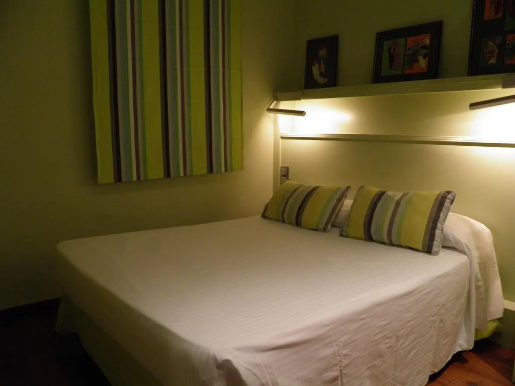 Double or Twin STANDARD Room, Annex Rey Don Jaime I, Barcelona