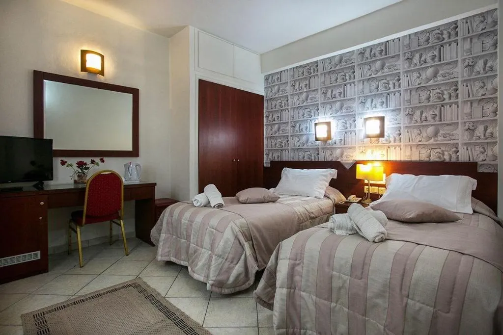 DOUBLE WITHOUT BALCONY Room, City Life Port Hotel, Crete