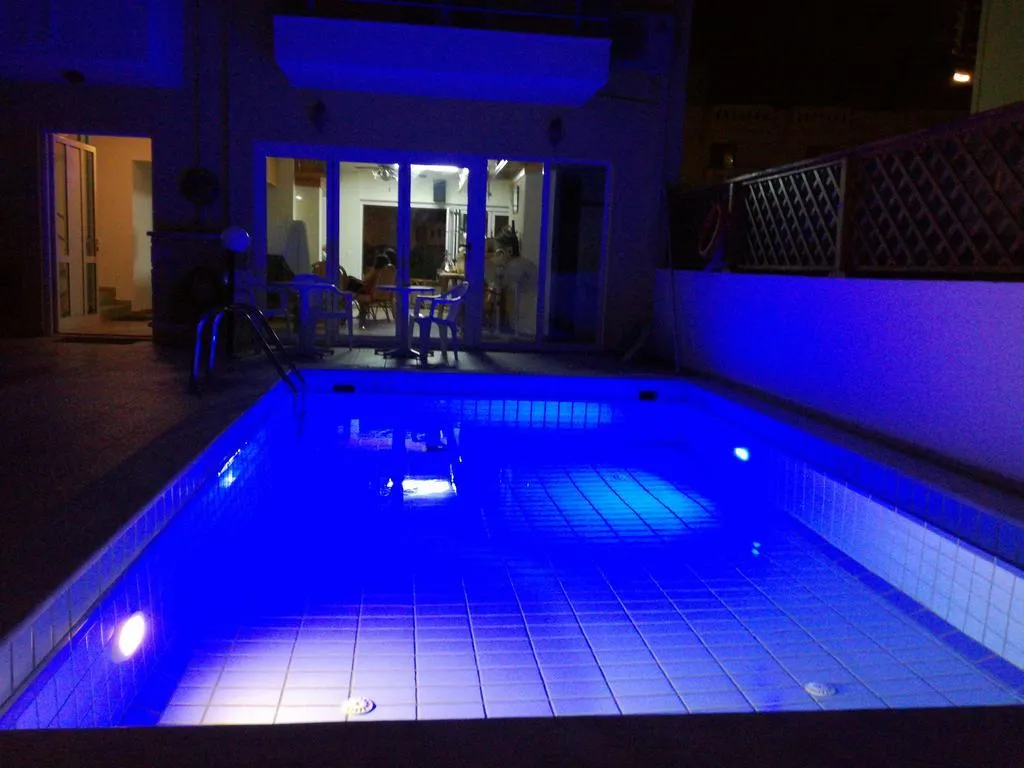 Pool, Olympic Star, Crete