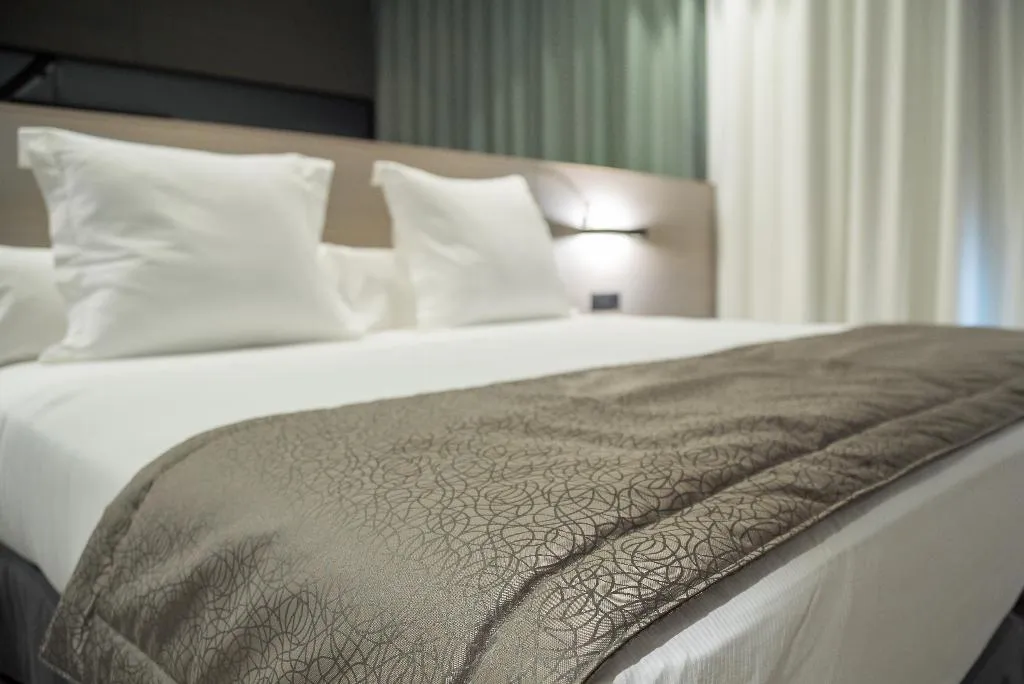 DOUBLE WITH DOUBLE BED Room, Negresco Princess, Barcelona
