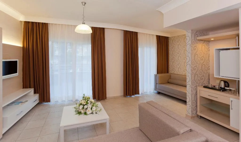 FAMILY ROOM DUPLEX Room, Club Mermaid Village, Antalya